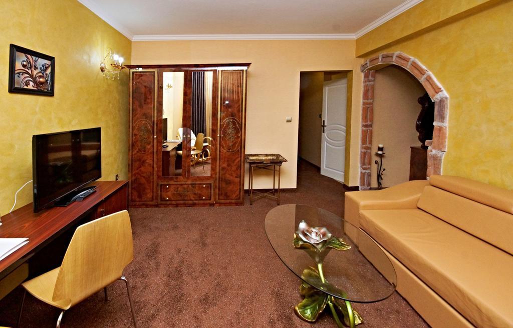 Hotel History Chaskowo Zimmer foto